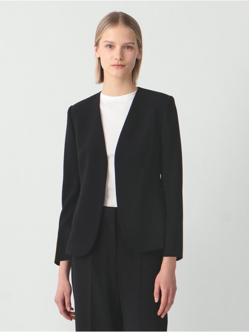 Theory Lindrayia B Blazer Admiral Crepe Black Open Front Tailored Size 00